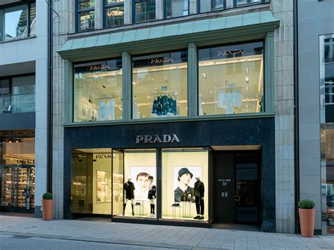 prada hamburg geschäfte|Store Locator: Prada Stores und Geschäfte .